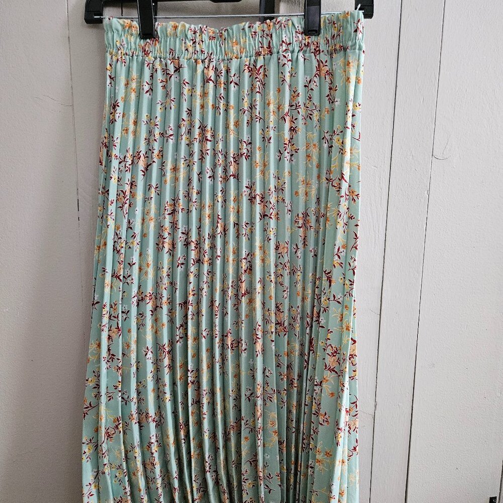 S/M Green Floral S. Christina Skirt Midi
